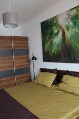 ea_010_JPG_381378015