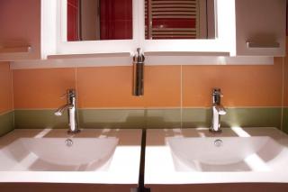 ea_IMG_a9a76978395923f6878981404159b7c7_V