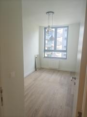 ea_IMG_f1d18ff91d207d85ff3d155a6f498981_V